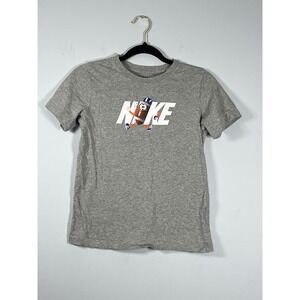 Nike Kids Heather Gray White Graphic Short Sleeve Shirt Boys Medium Football